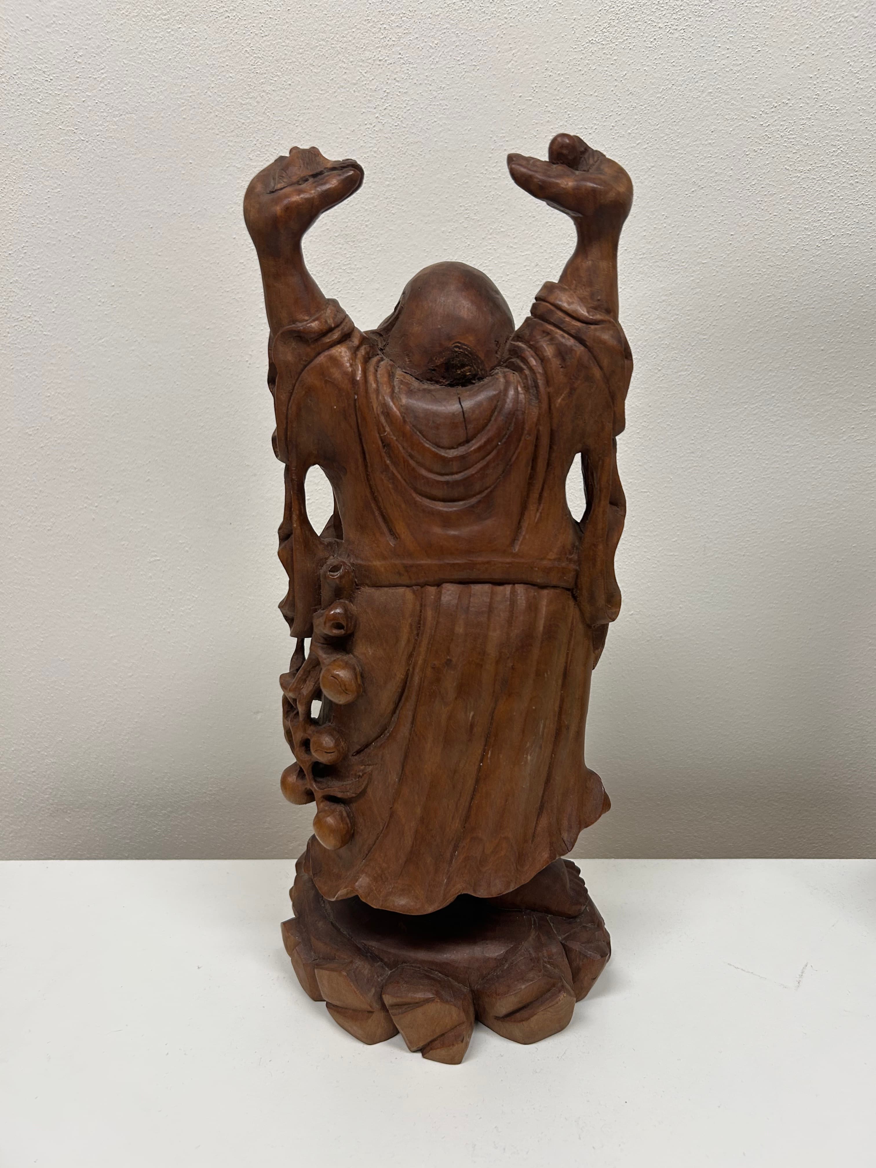 Smějící se Buddha — velká socha 3