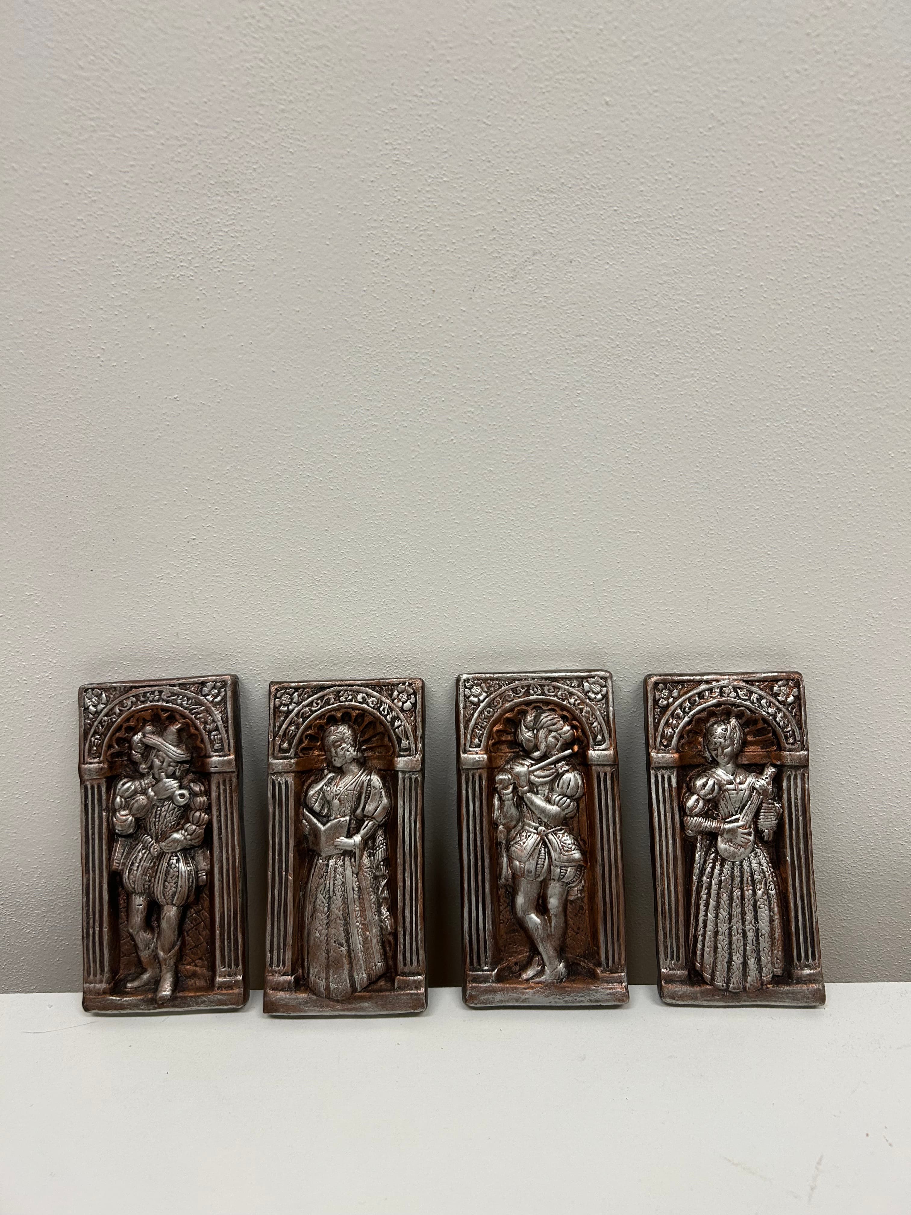 Renesanční reliéfní plaketka — na výběr z barev 3