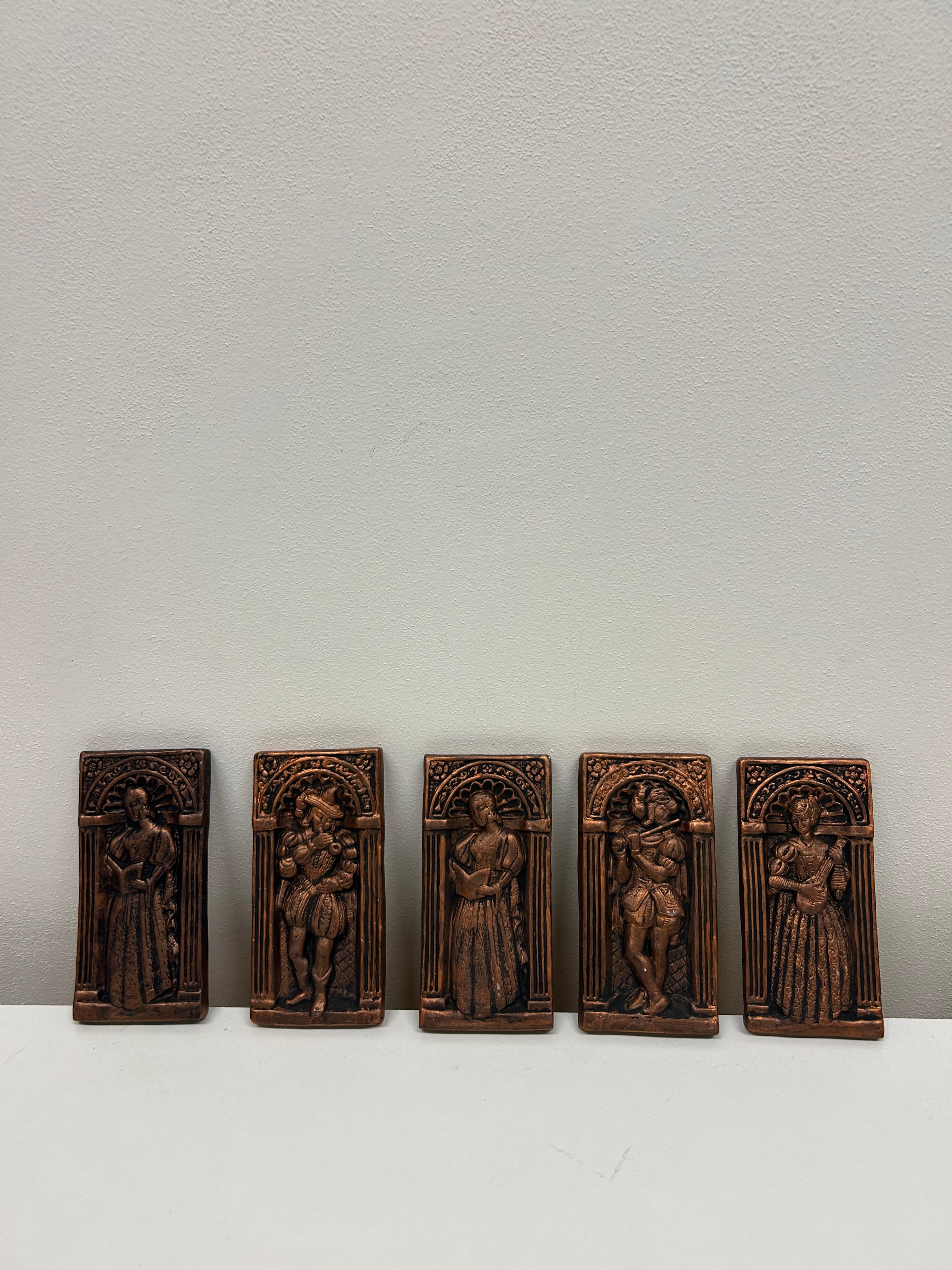 Renesanční reliéfní plaketka — na výběr z barev 5